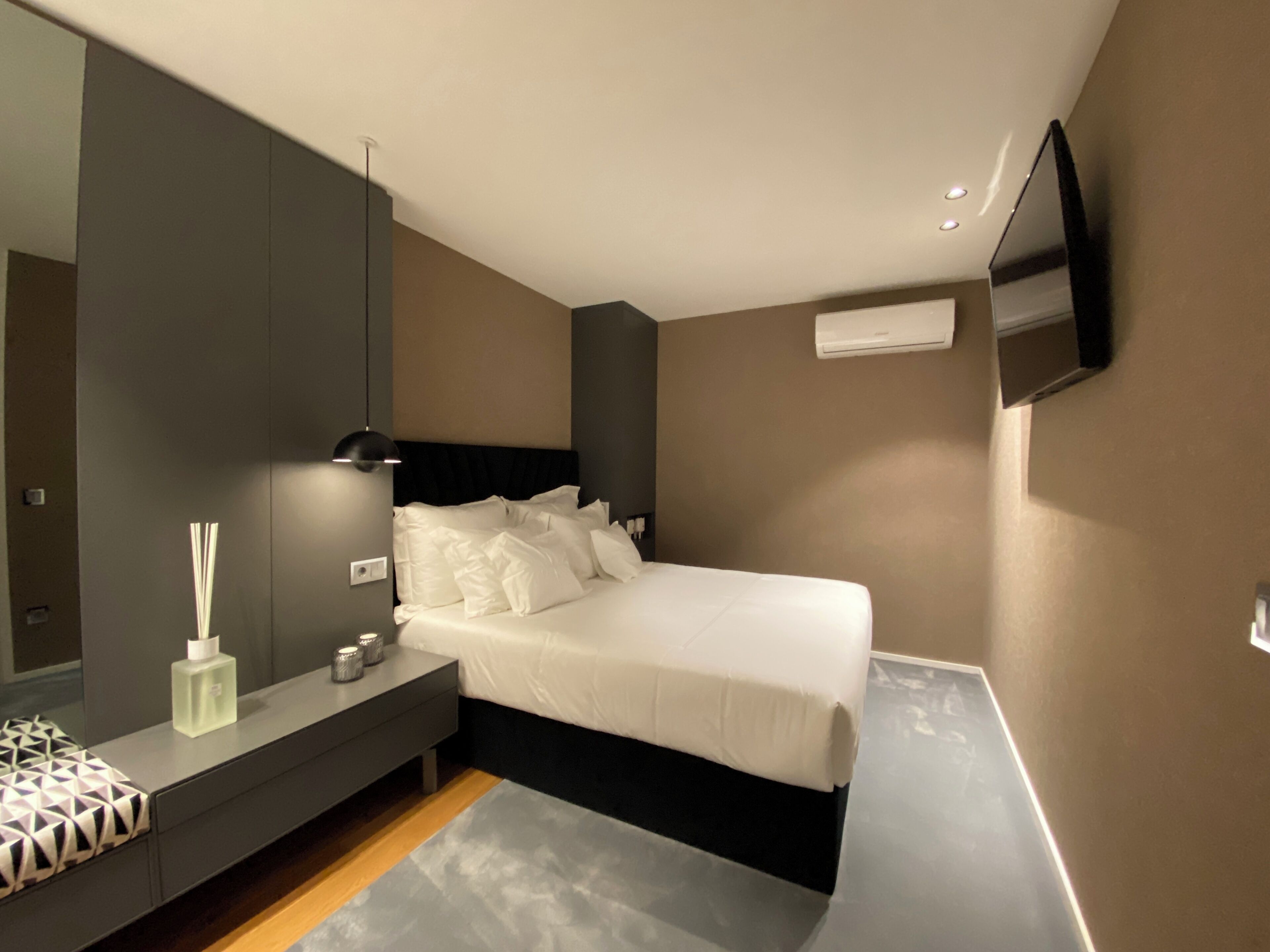 Apartment | Blackout curtains, soundproofing, iron/ironing board (on request)