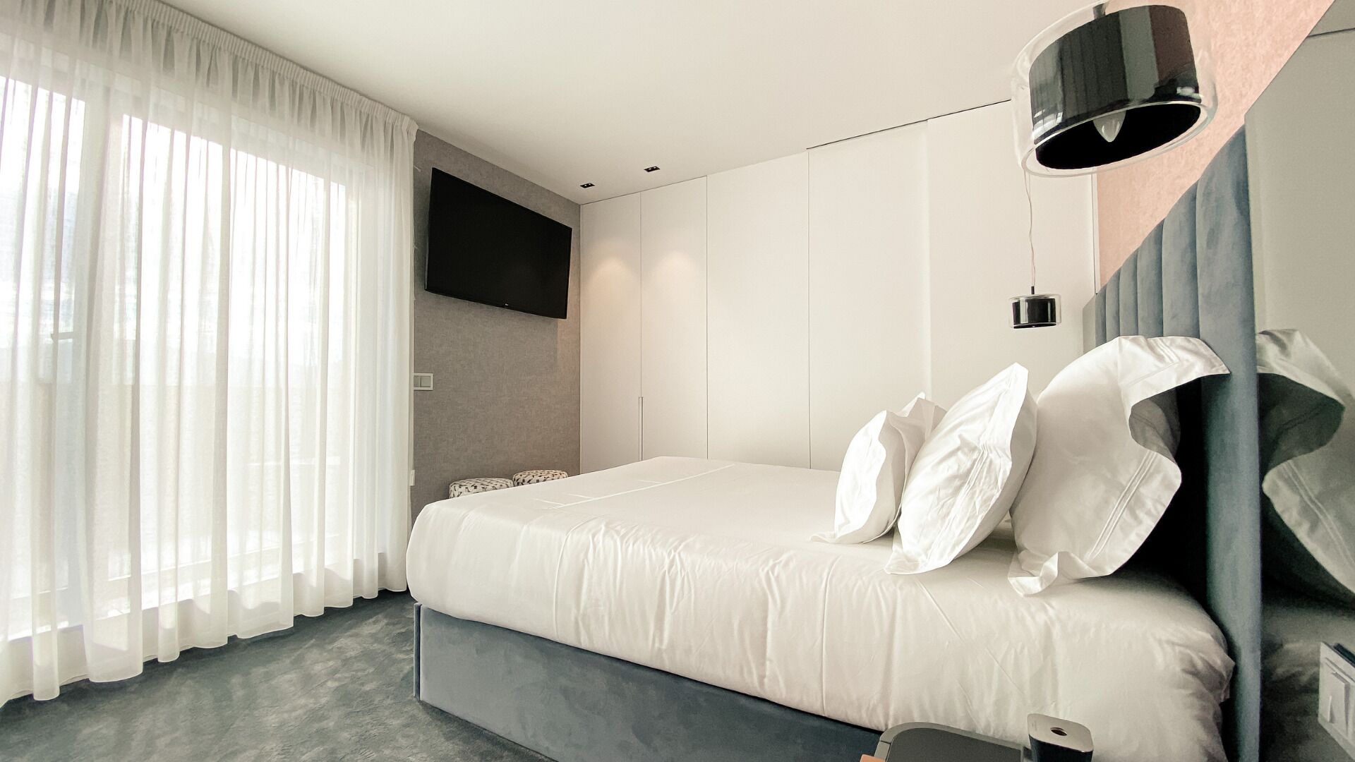 Duplex | Blackout curtains, soundproofing, iron/ironing board (on request)