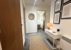 Interior - West Two 2-Bed High Floor with City Views (Birmingham)