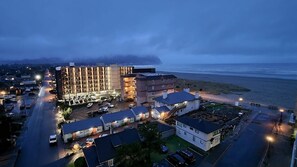 Unclassified image, 3 of 27, button