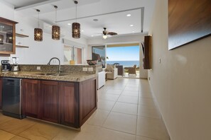 Interior - 1-bedroom Ocean view Condo in Vivo Resorts, Puerto Escondido, Gym & Tennis Court (Bajos de Chila)