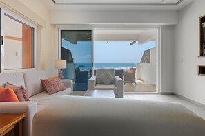 Living area - 1-bedroom Ocean view Condo in Vivo Resorts, Puerto Escondido, Gym & Tennis Court (Bajos de Chila)