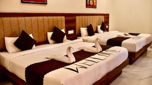 Family Quadruple Room - Hotel Hive (Dehradun)