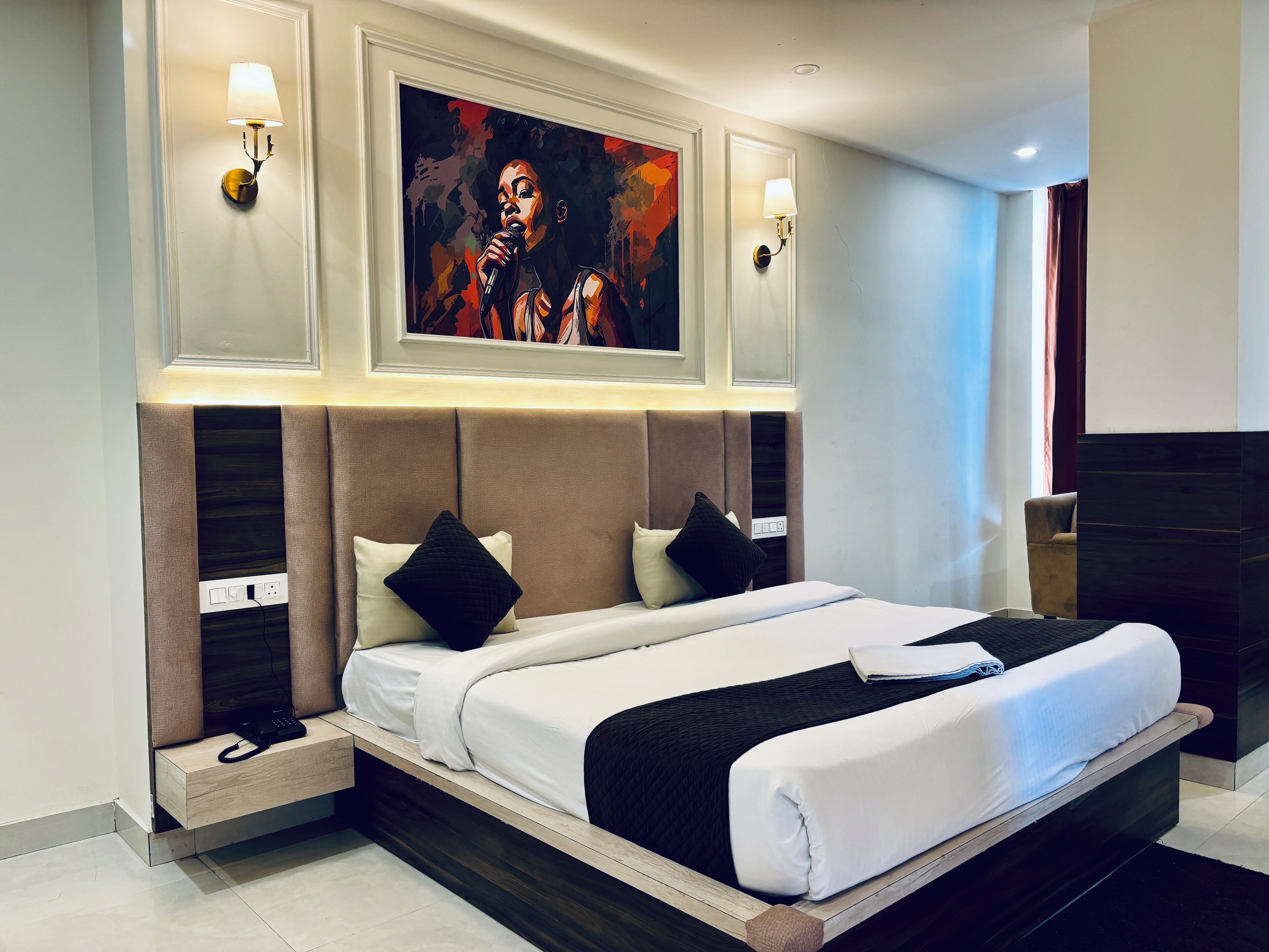 Superior Double Room, City View