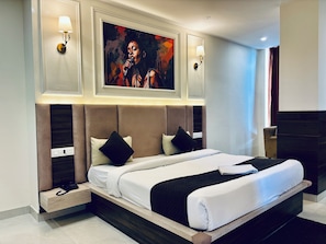 Superior Double Room, City View - Hotel Hive (Dehradun)