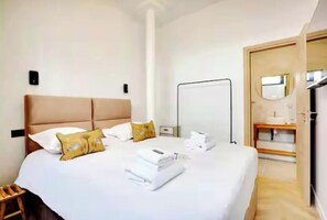 2 bedrooms, iron/ironing board, free WiFi, bed sheets - Spacious & Bright Apartment 2BR/6P - Bastille (Paris)
