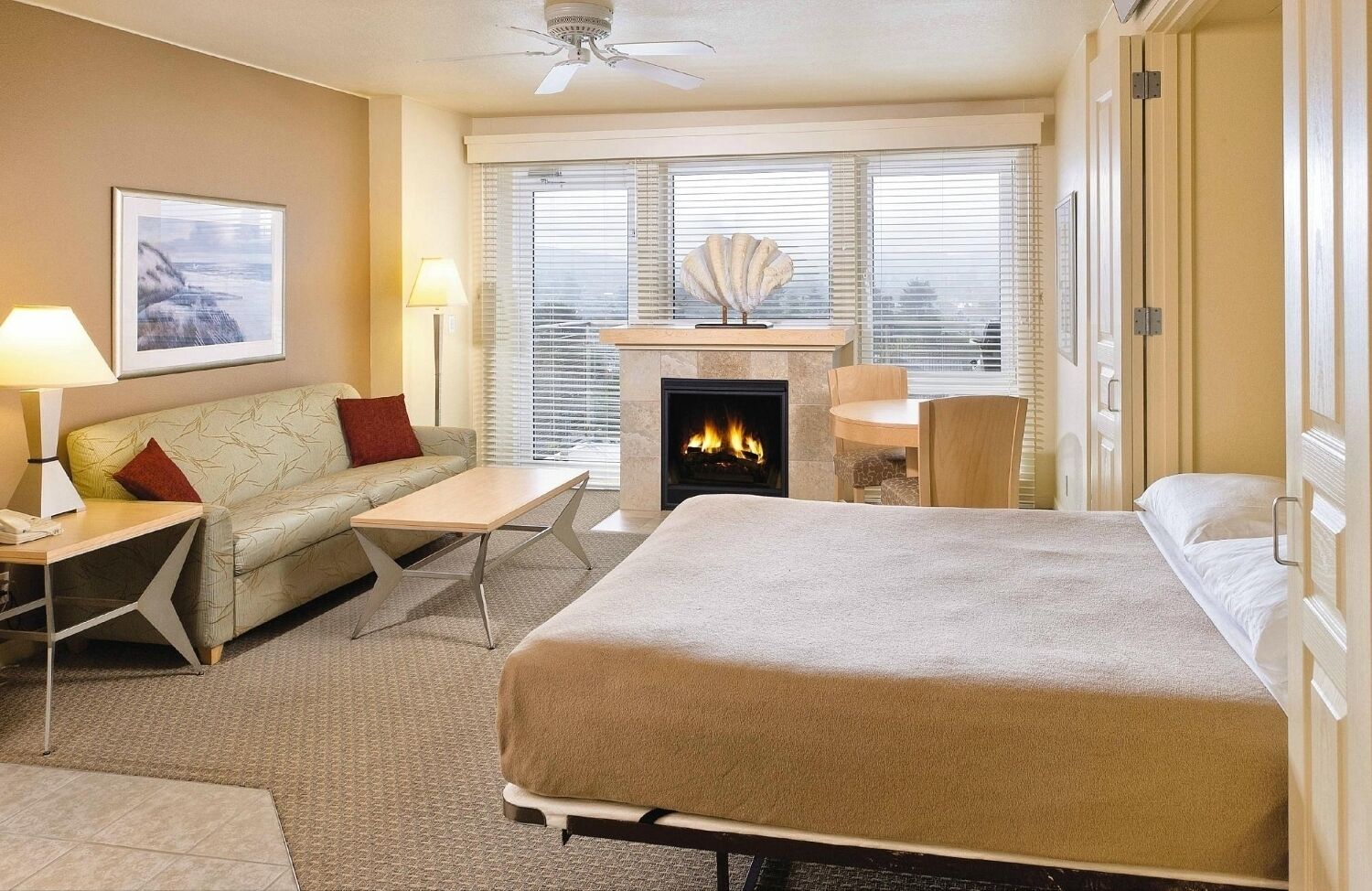 2 bedrooms, WiFi, bed sheets
