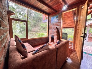 Luokittelematon kuva, 3 kautta 16, painike