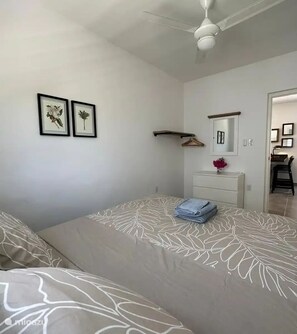 3 bedrooms, iron/ironing board, free WiFi, bed sheets - Private Pool Bungalow | 10 min to Mambo Beach (Willemstad)