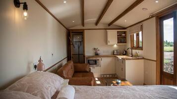 Chambre familiale, vue sur la colline | Accès au Wi-Fi (inclus)