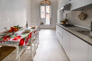 House, 2 Bedrooms, Smoking, Balcony | Dining room - Elegant Detached House in the City Center (Avola)