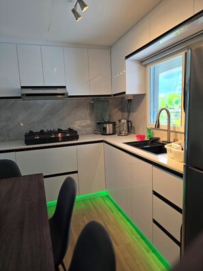 Immagine non classificata, 4 di 25, pulsante