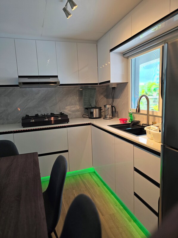 Unclassified image, 1 of 25, button - Brand New Luxurious Ultra Modern 2 bedroom apartment available now (Nasinu)