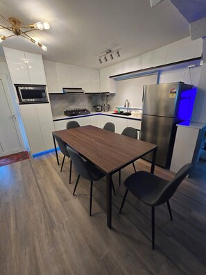 Immagine non classificata, 2 di 25, pulsante