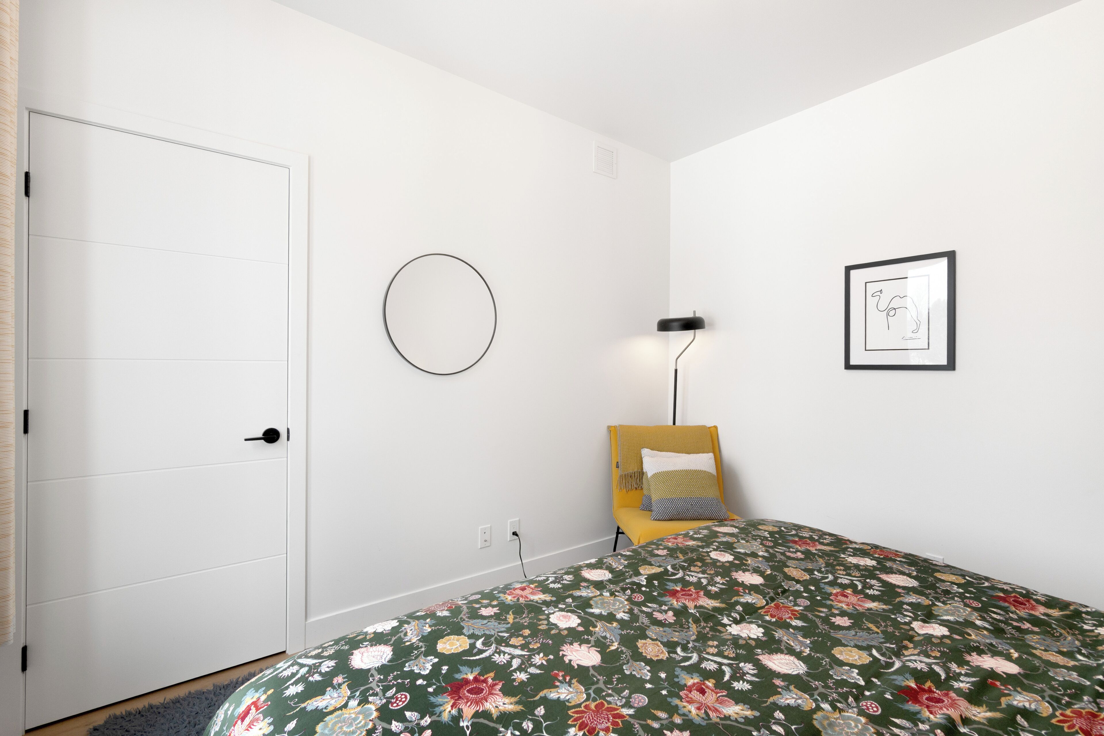 1 chambre, fer et planche à repasser, Wi-Fi, draps fournis
