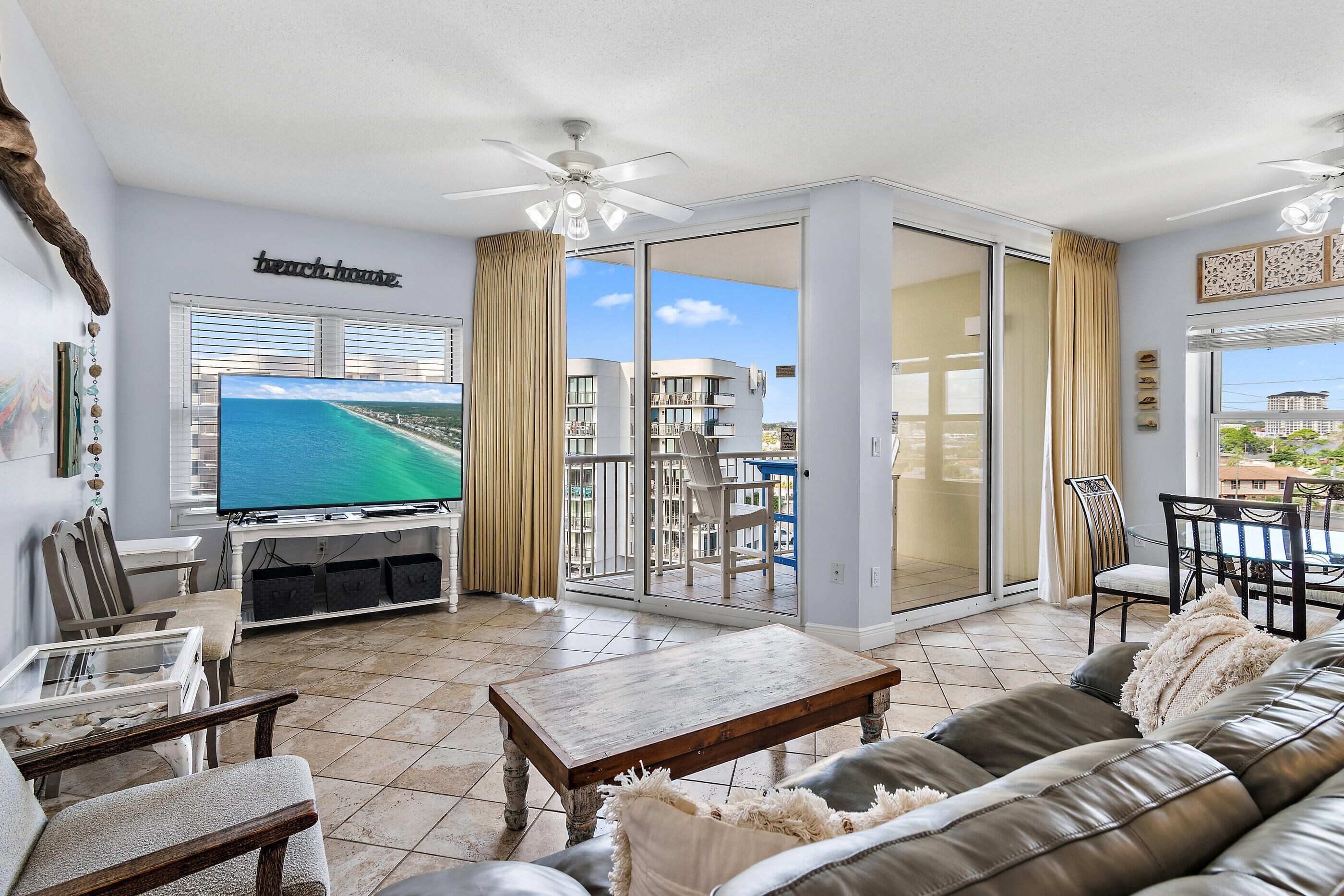 Appartement, 1 kingsize bed met slaapbank (Waters Edge #501) | Woonruimte