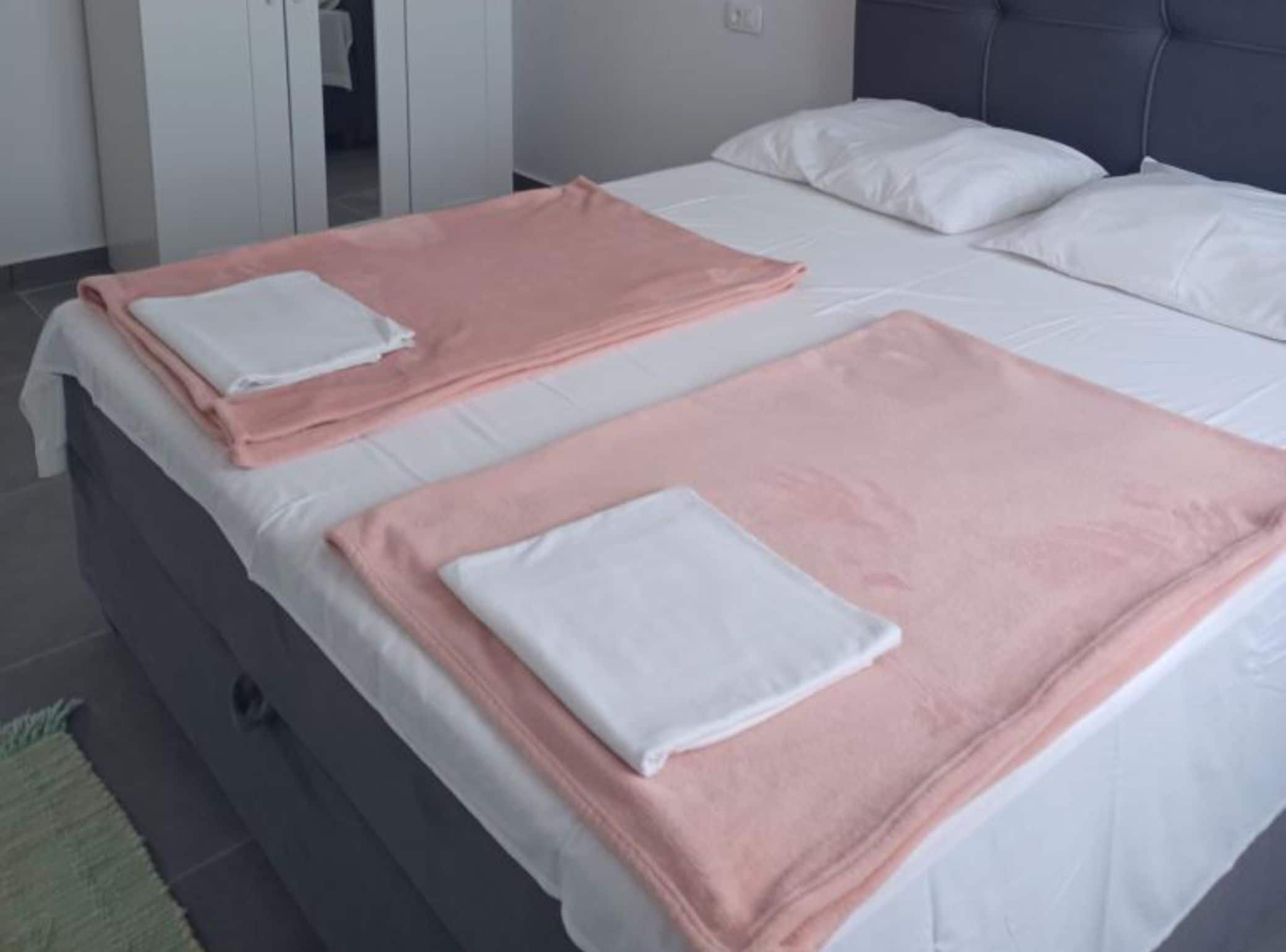 Apartment (Two Bedroom Apartment with Terrace) | 6 bedrooms, cots/infant beds