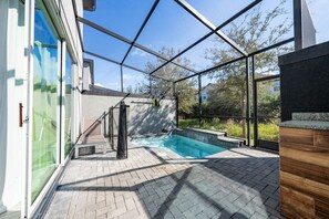 Pool - Amazing 4BD Getaway with Pool and BBQ Close Disney (Kissimmee)