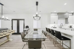 Dining - Five-Star Comfort in a luxury Home (Brampton)
