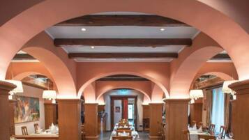 Double Room (Comfort double or twin room) | Dining room