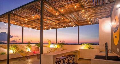Trendy Studio - Pool, Rooftop & Near Beach