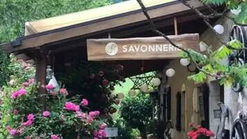 Enceinte de lâhĂ©bergement