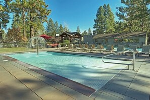 Unclassified image, 4 of 39, button - WorldMark Seventh Mountain Resort - 1 Bedroom (Bend)