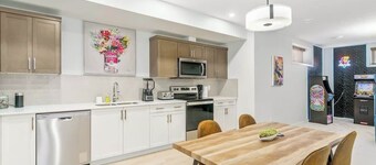 Arcade | Neon Lights | 70 min Banff | Local Coffee