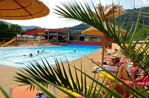 Pool - ZEcamping 4* familial piscine pet friendly chalet TV BBQ clim 45m2 (Saint-Rome-de-Tarn)