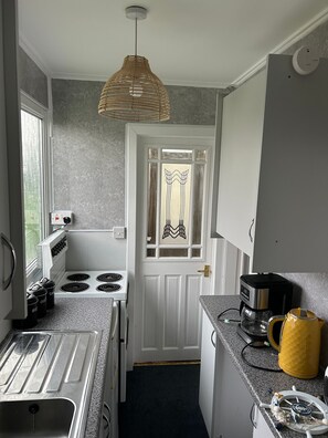 Chalet, 2 chambres, fumeur, patio | Intérieur