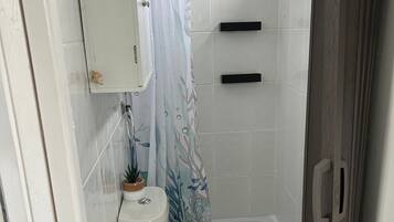 Chalet, 2 Bedrooms, Smoking, Patio | Bathroom