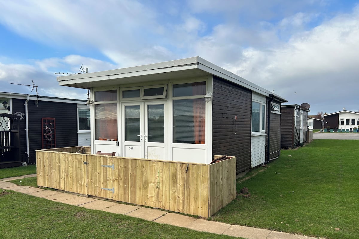 Chalet, 2 Bedrooms, Smoking, Patio