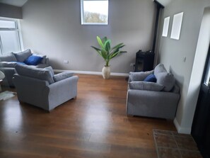 Unclassified image, 3 of 7, button - Escape to rural countryside in County Clare (Ennis)