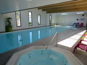 Piscine couverte, piscine chauffée