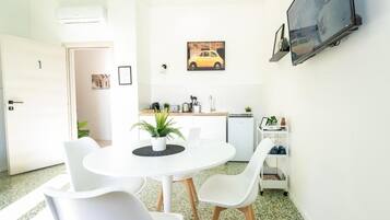 Departamento Deluxe, para no fumadores, balcón | Restaurantes