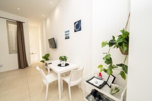 Standard Apartment, Balcony | Dining