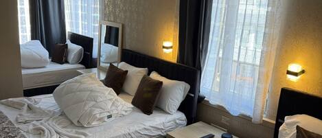 Familien-Vierbettzimmer