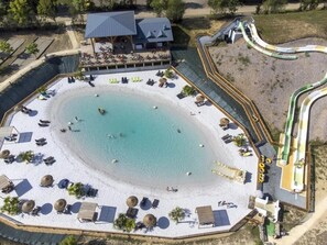 Innenpool, beheizter Pool