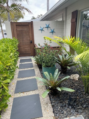 Exterior detail - Private Luxury Villa SiestaKey-Beach Access Heated Pool-Bay Pier-Walk to Village (Siesta Key)