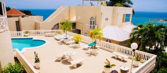 Romantic Hilltop Villa with Bay Views & Breezes