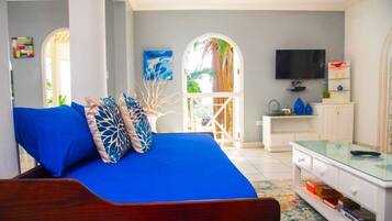 Desk, iron/ironing board, WiFi