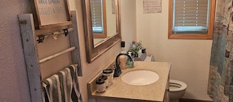 Pet-Friendly Home in Downtown Balaton
