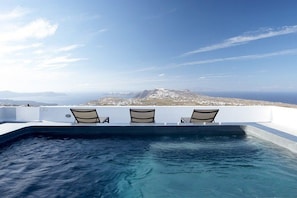 Pool - Villa Complex Mireon, Divine Sea Views, Private Pool n Hot Tub, Furnished. (Santorini)