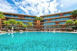 7 outdoor pools - Salgados Resort Beach & Nature Escape (Albufeira)