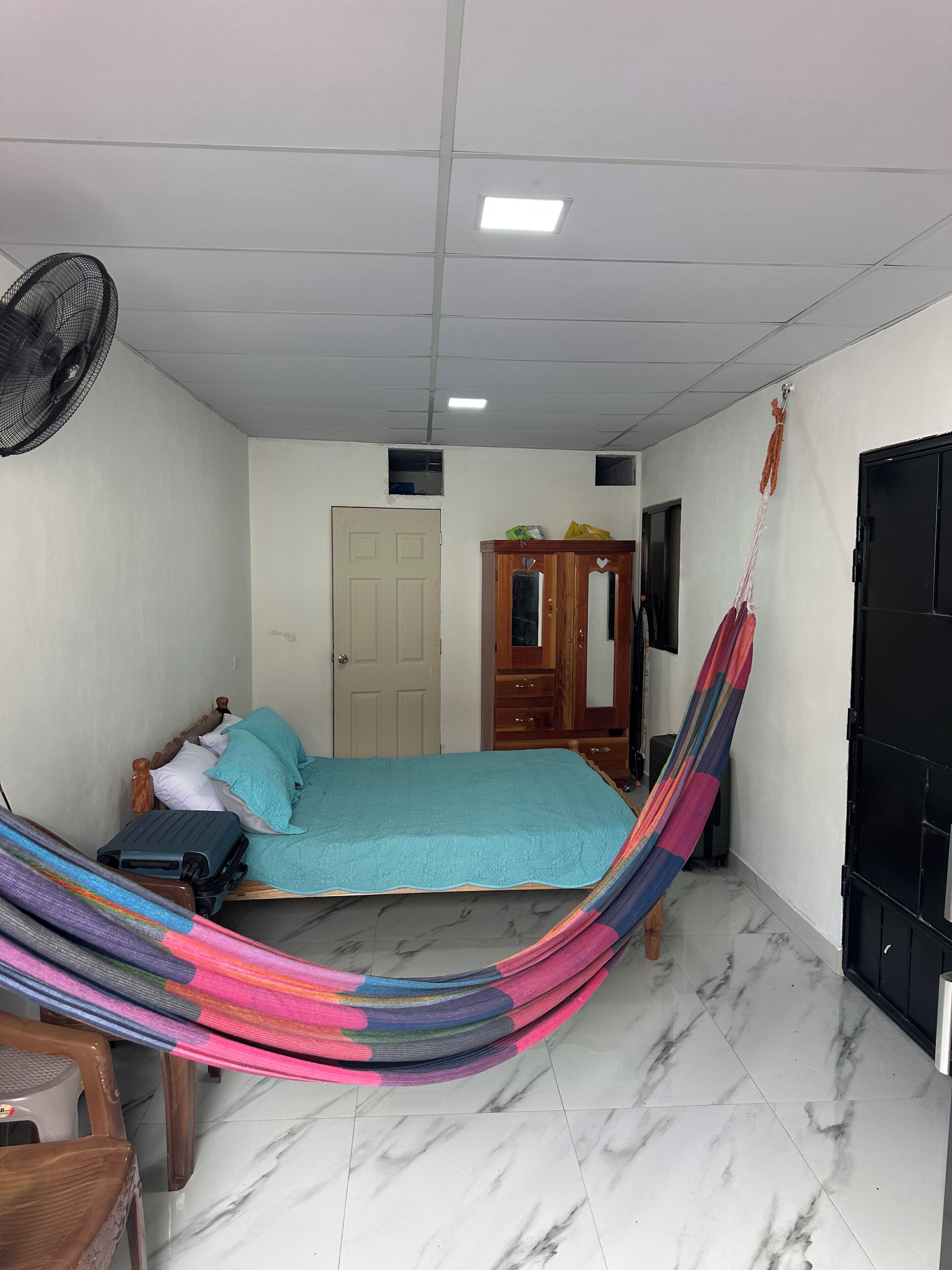 1 camera, ferro/asse da stiro, Wi-Fi