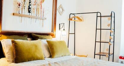 Perfect 1-bedroom condo with AC in peaceful Saint-Paul-de-Vence