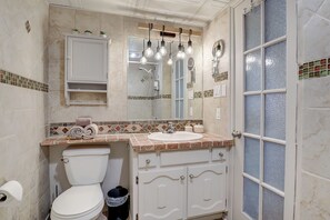 Towels, toilet paper - Au p'tit cocon sur le lac (Magog)
