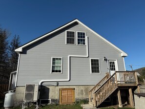 Exterior - Charming 1 bedroom apartment with AC in quaint Roscoe (Roscoe)