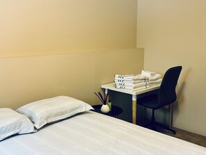2 bedrooms, WiFi, bed sheets