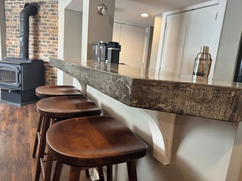 2BR Winona Lake Garden Suite | Walk to Village |   Dog Friendly | Near Grace